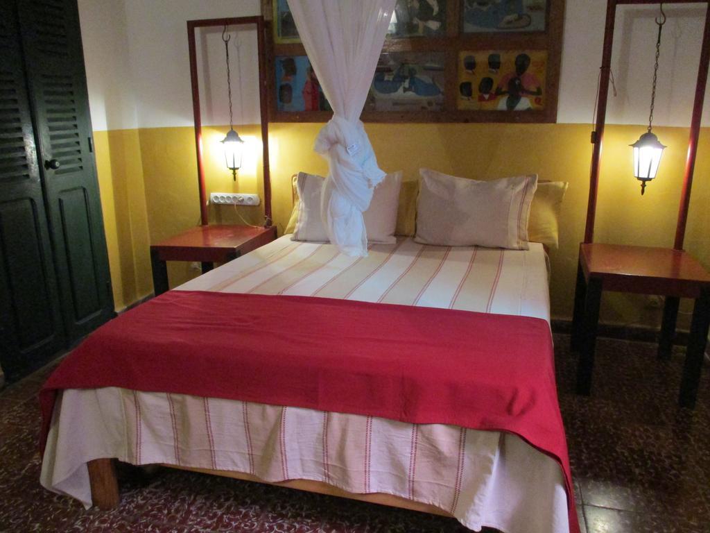 Chez Eric Hotel Đảo Gorée Ngoại thất bức ảnh